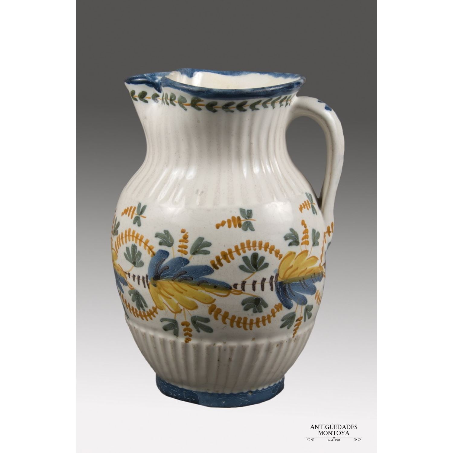 Ceramic jug from Talavera, S. XIX.