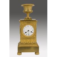 Reloj de sobremesa, estilo Imperio, S. XIX. · Ref.: ID.365