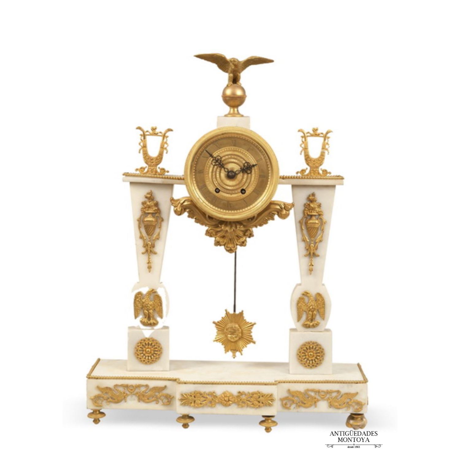 Reloj de pórtico estilo Luis XVI, S. XIX.