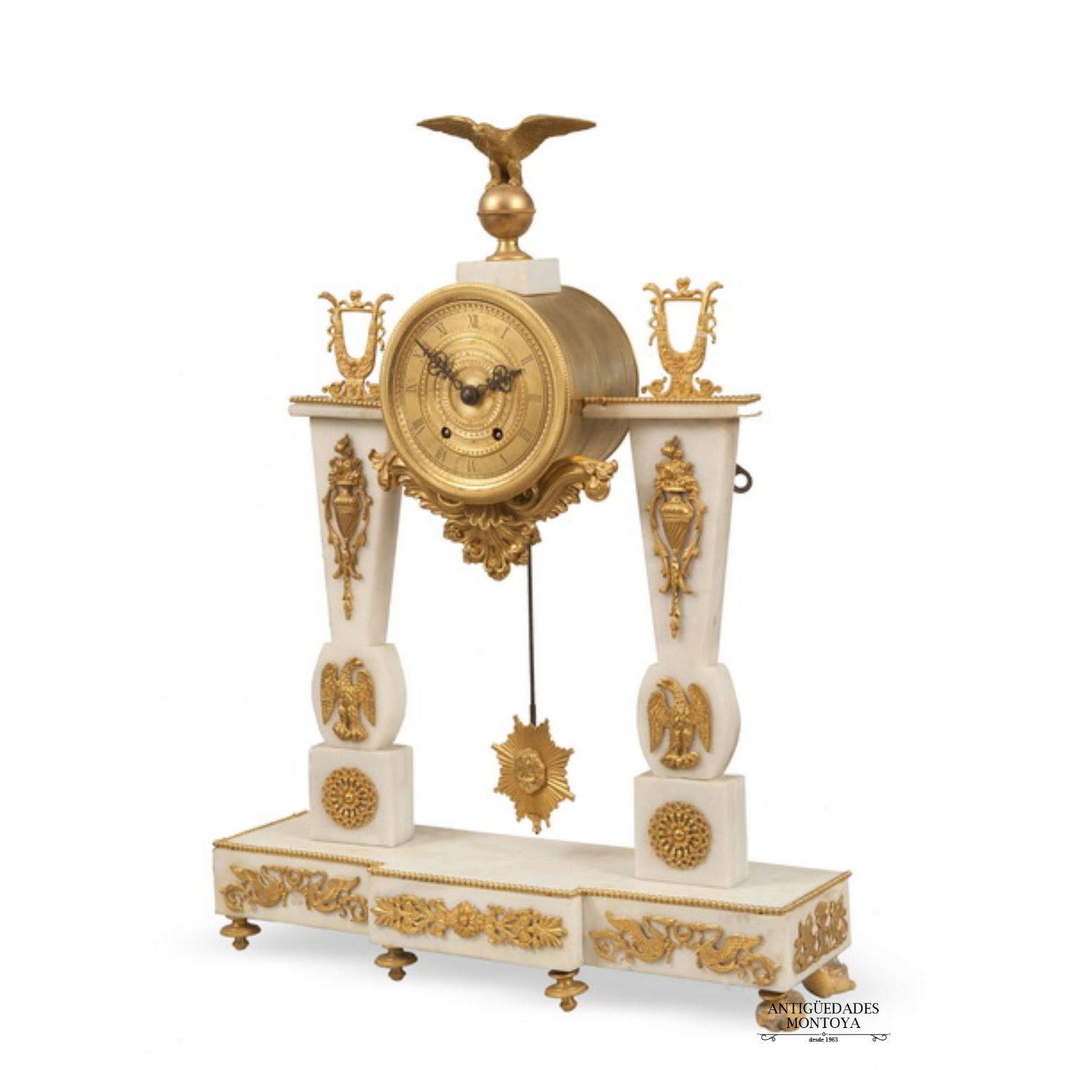 Reloj de pórtico estilo Luis XVI, S. XIX.